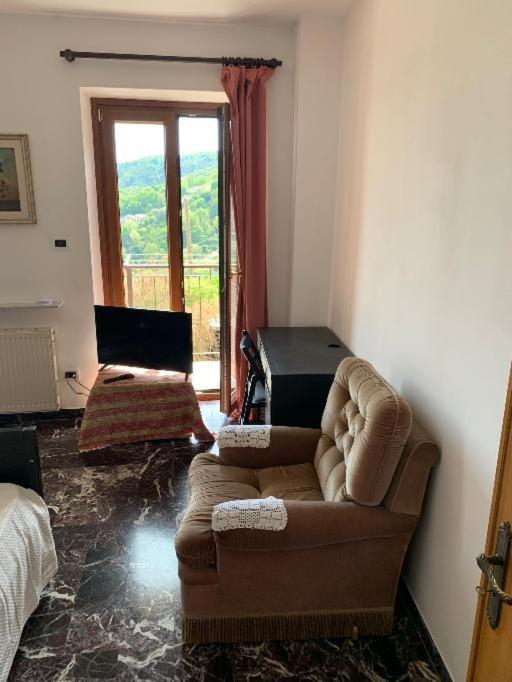 B&B Genova Country Fegino Buitenkant foto